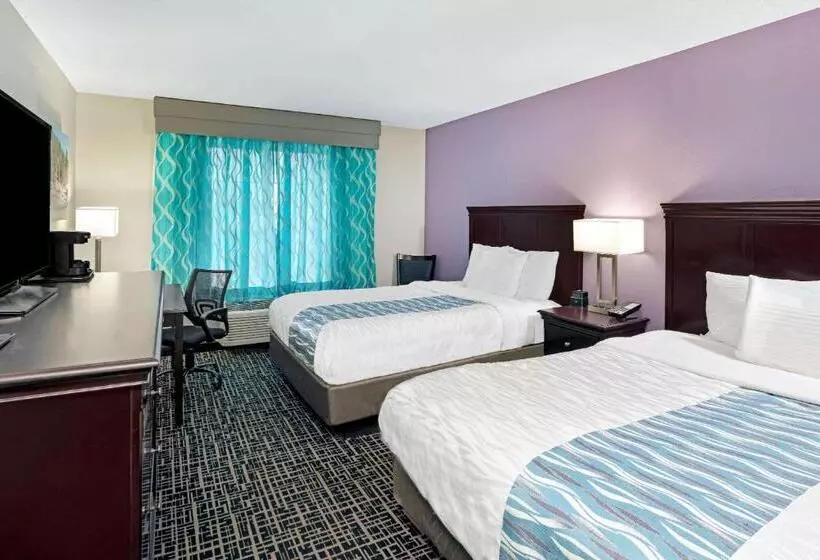 Отель La Quinta By Wyndham Cookeville