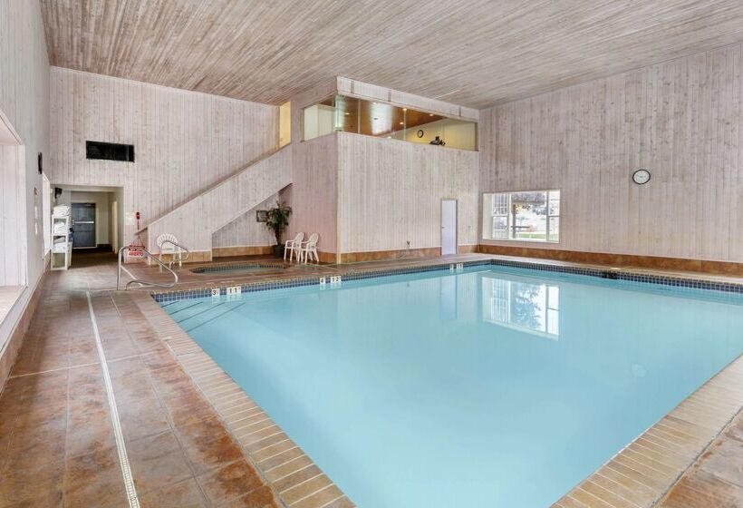 هتل Quality Suites Moab Near Arches National Park