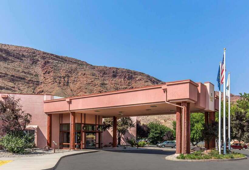 هتل Quality Suites Moab Near Arches National Park