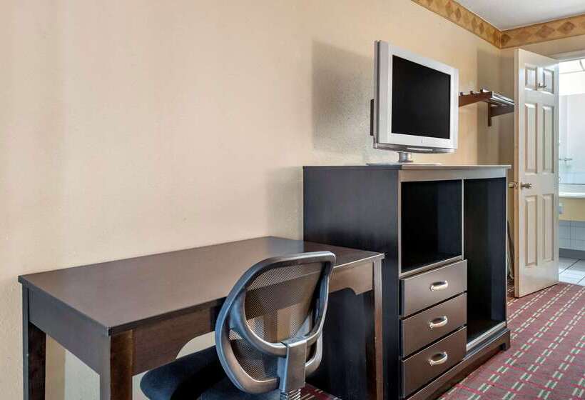 Szálloda Rodeway Inn