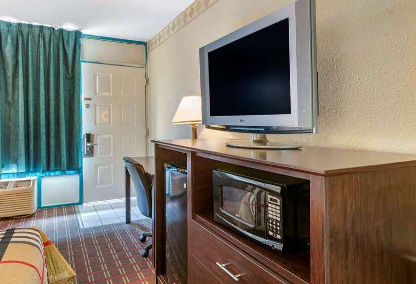 Szálloda Rodeway Inn