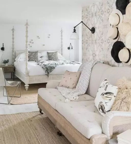 هتل The Coonamessett