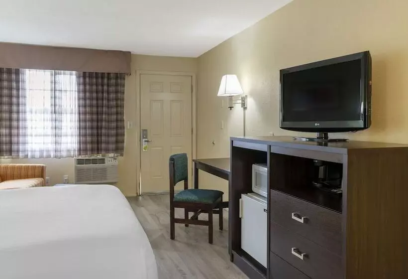 هتل University Inn And Suites Eugene