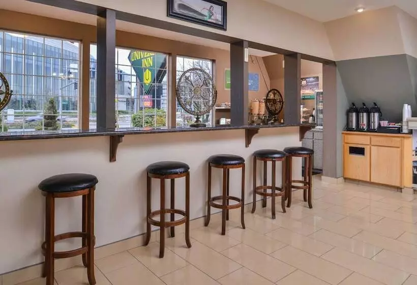 هتل University Inn And Suites Eugene