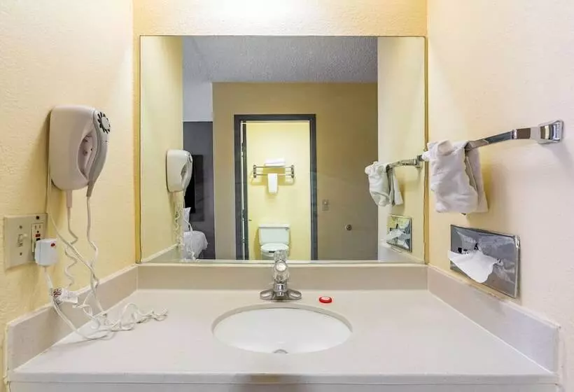 Motel 6 Tulsa, Ok Airport