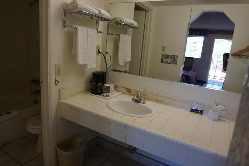 فندق على الطريق Night Inn