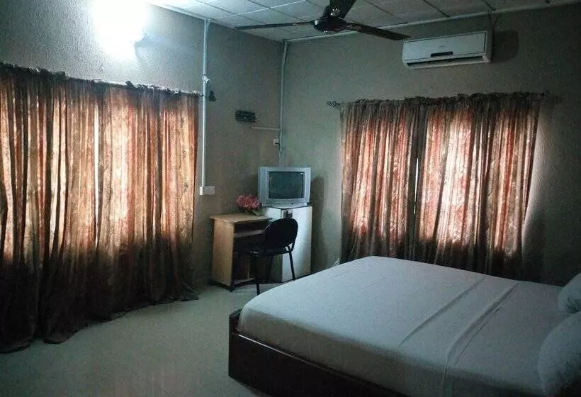 هتل Abeokuta Hill View