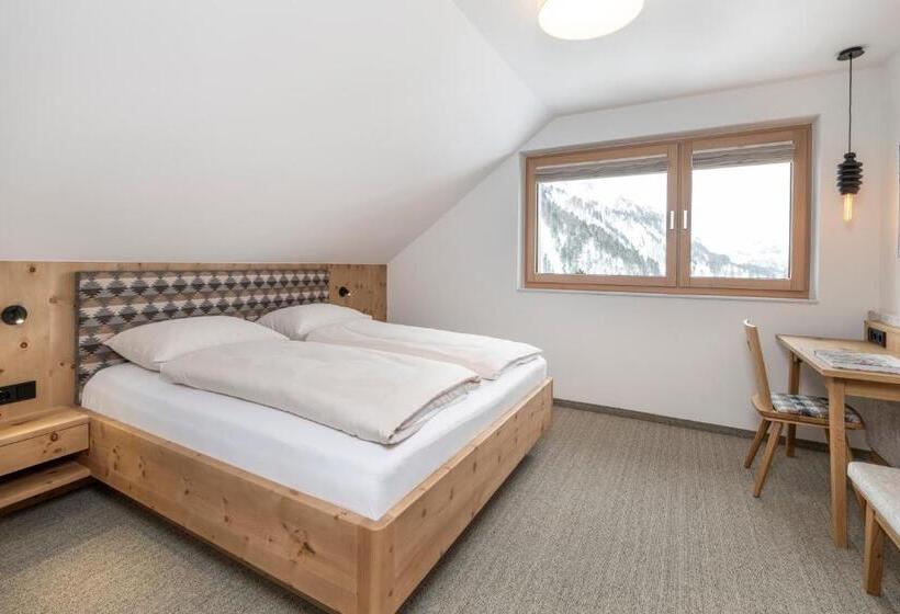 Apparthotel Zirbenhof