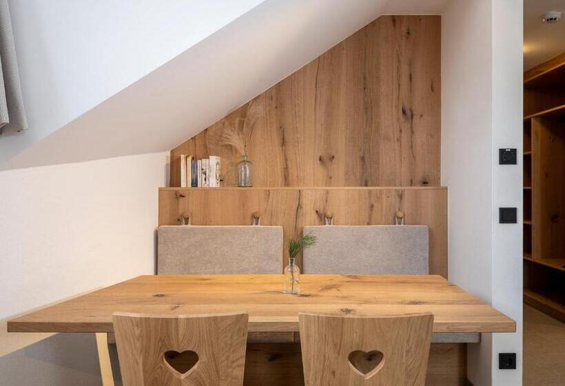 Apparthotel Zirbenhof