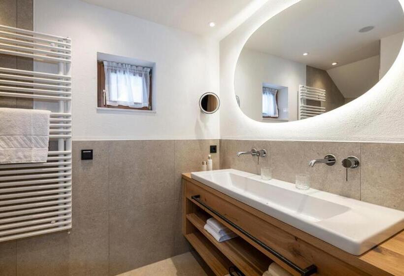 Apparthotel Zirbenhof