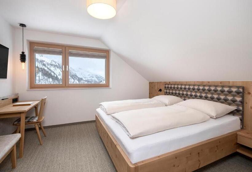 Apparthotel Zirbenhof