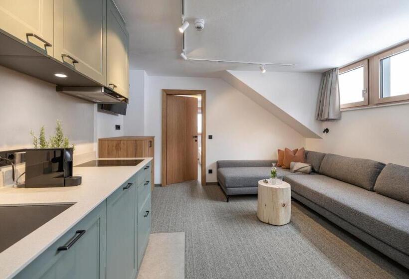 Apparthotel Zirbenhof