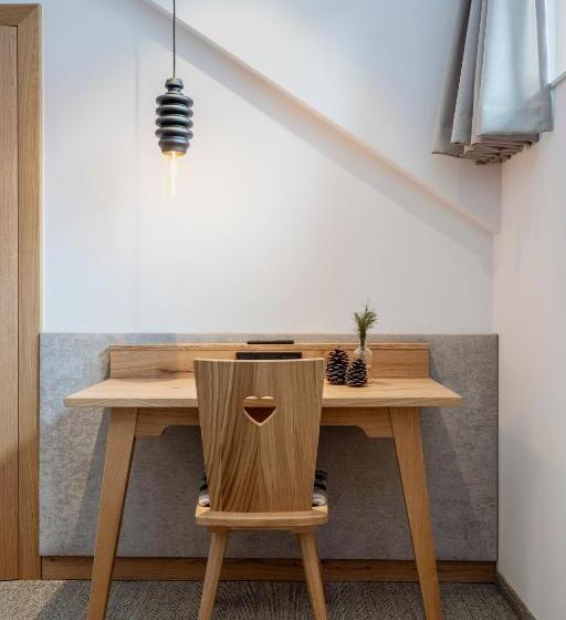 Apparthotel Zirbenhof