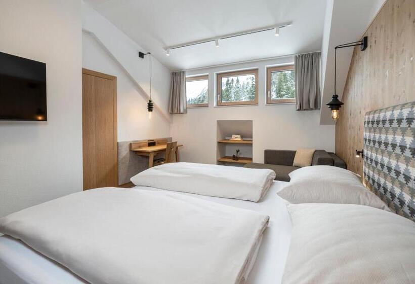 Apparthotel Zirbenhof