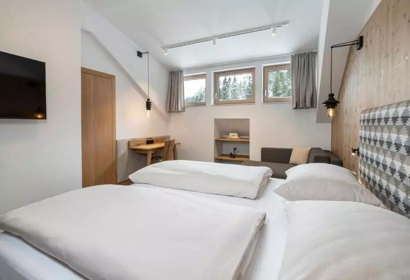 Apparthotel Zirbenhof