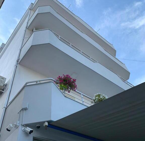 پانسیون Guesthouse Cami