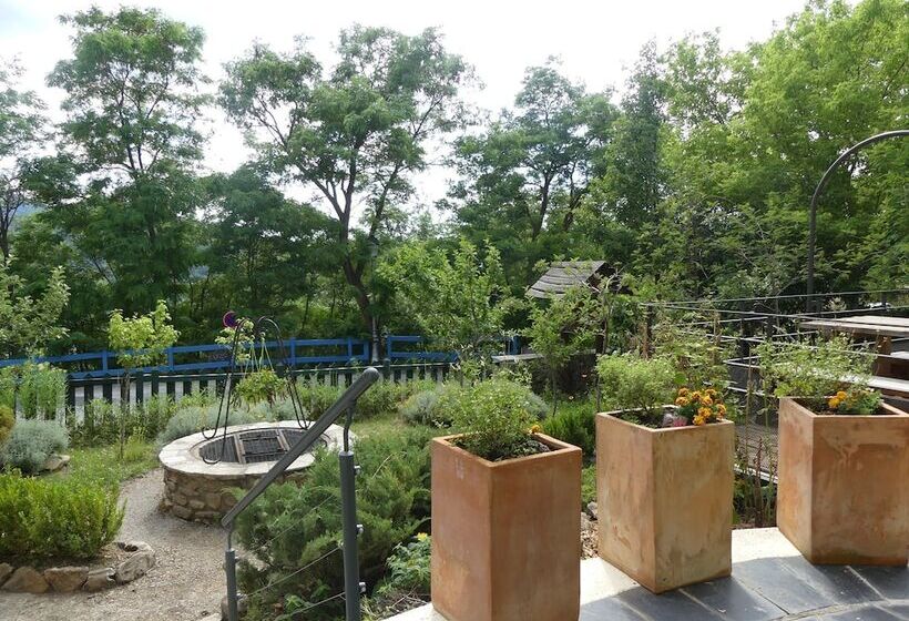 تختخواب و صبحانه Gîte De Llo