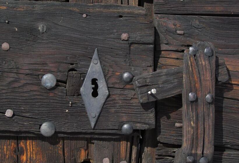 تختخواب و صبحانه Gîte De Llo