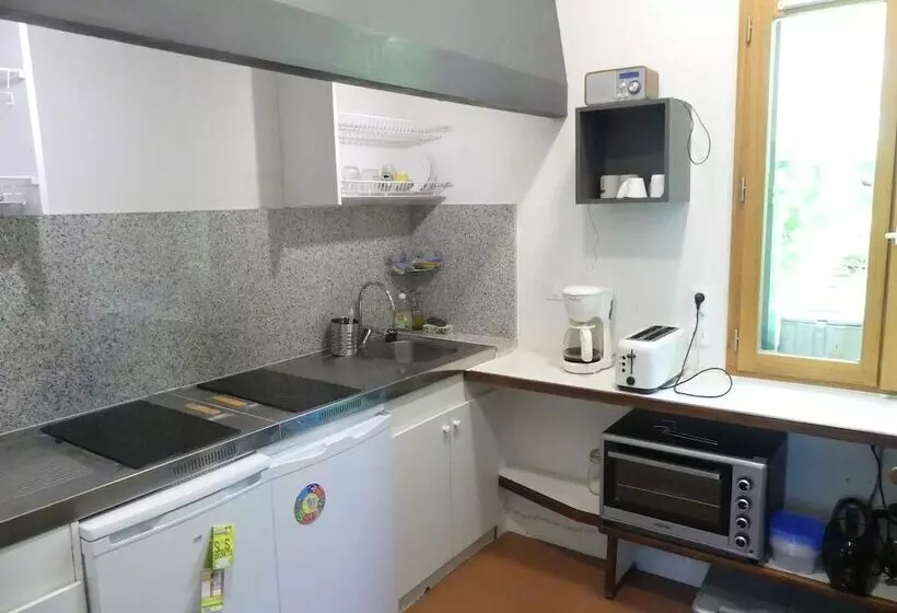 Aamiaismajoitus (B&B) Gîte De Llo