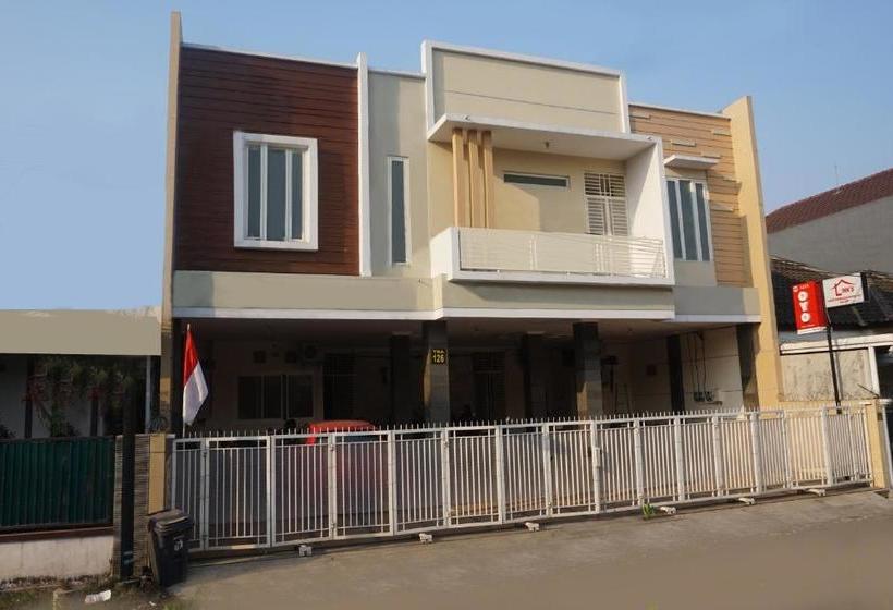 Hotel Oyo 1295 Linn S Residence