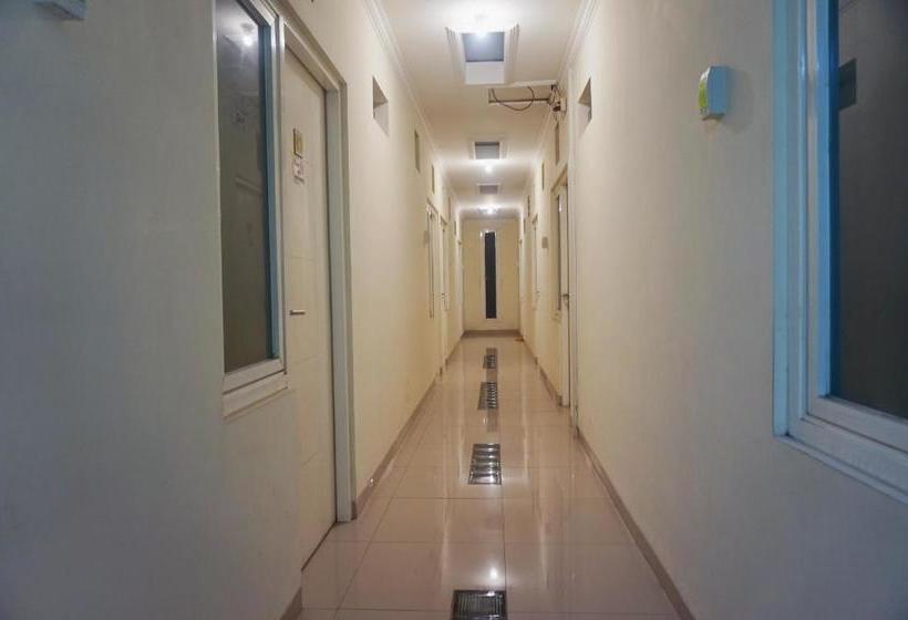 Hotel Oyo 1295 Linn S Residence