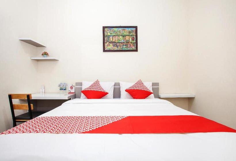 Hotel Oyo 1295 Linn S Residence