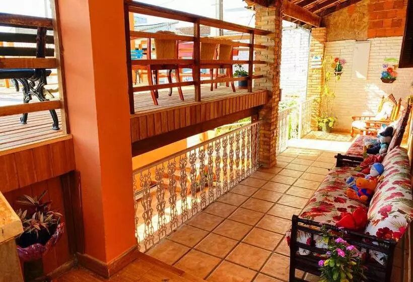 ペンション Pousada Primavera