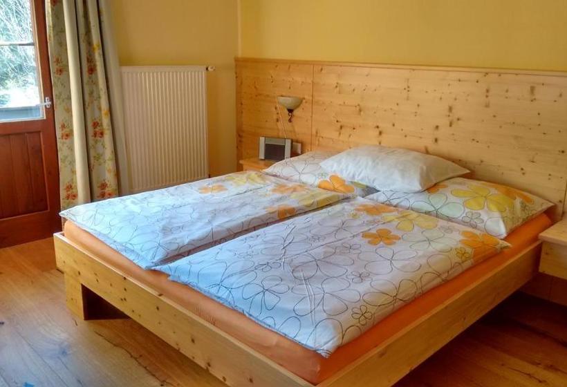 Bed and Breakfast Alte Schule