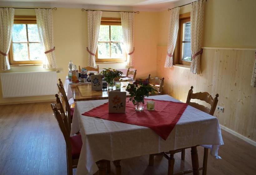 Bed and Breakfast Alte Schule