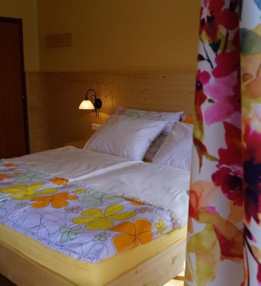 Bed and Breakfast Alte Schule