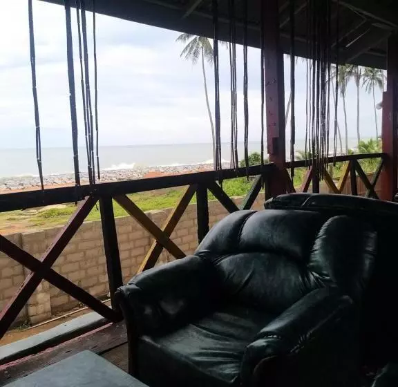 ペンション Akomapa Village