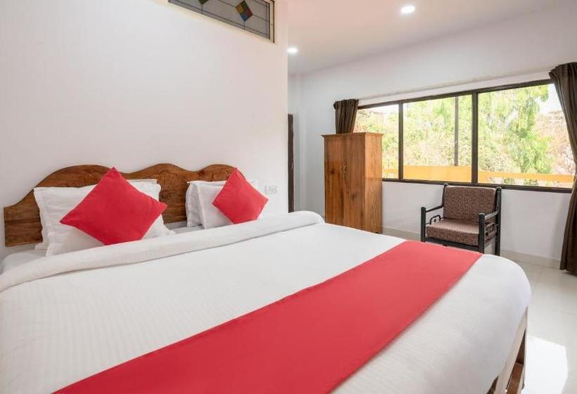 פנסיון Oyo 7325 Celjoan Guest House Standard