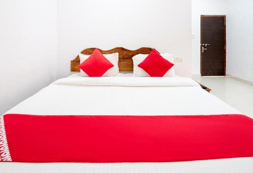 פנסיון Oyo 7325 Celjoan Guest House Standard