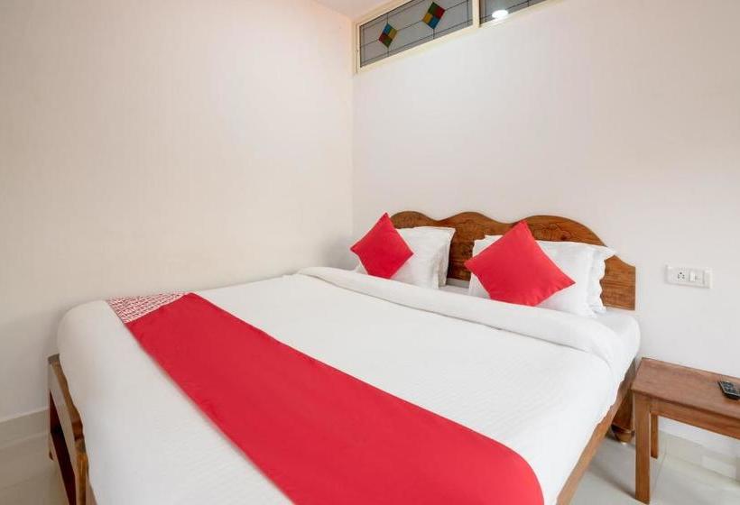 פנסיון Oyo 7325 Celjoan Guest House Standard