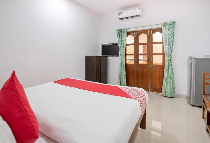 פנסיון Oyo 7325 Celjoan Guest House Standard