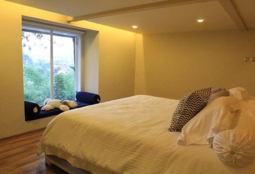 פנסיון Ruth's Bed & Breakfast