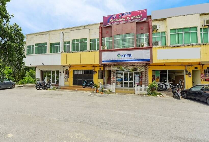 Hotel Spot On 90163 Kpfb Roomstay 2 Hostel