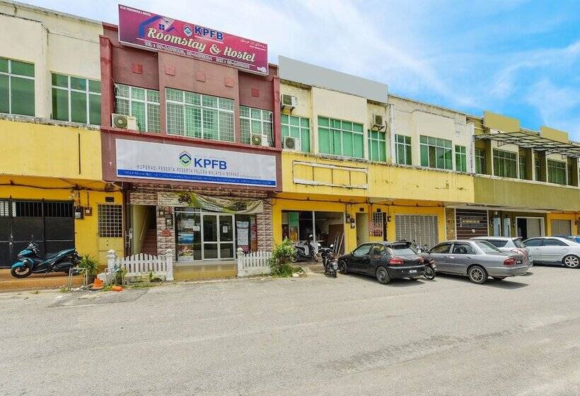 Hotel Spot On 90163 Kpfb Roomstay 2 Hostel