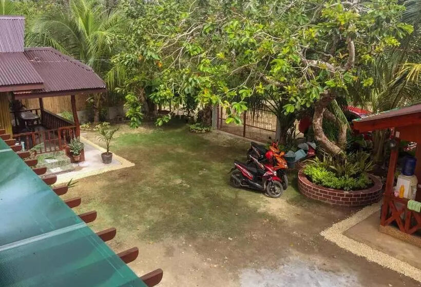 ペンション Pitaya Native Guest House