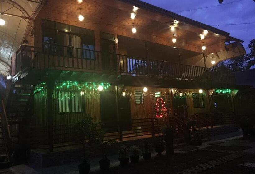 פנסיון Pitaya Native Guest House