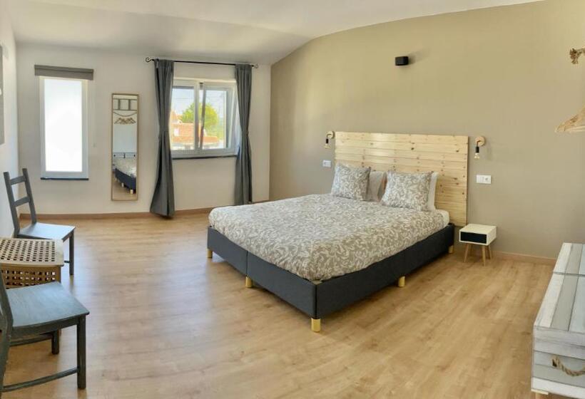 تختخواب و صبحانه The Globetrotter's Inn