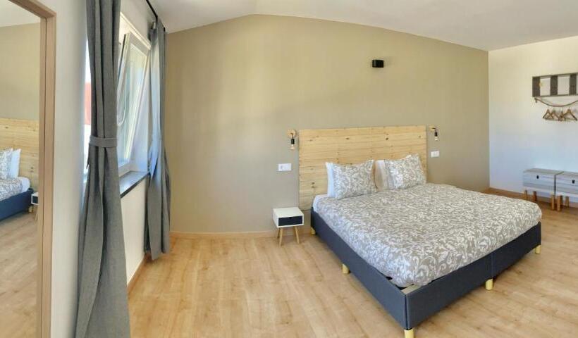 تختخواب و صبحانه The Globetrotter's Inn