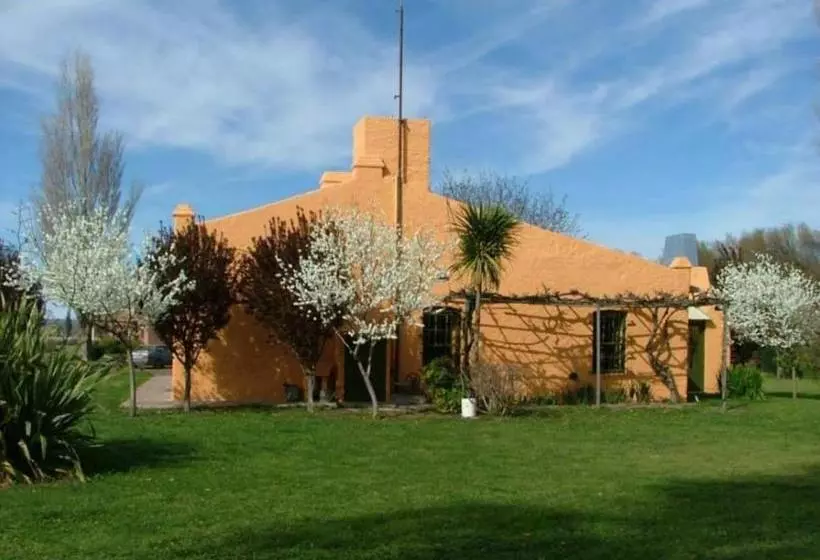 Retkeilymaja Posada Los Mimbres