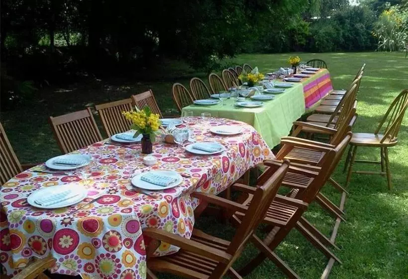 Retkeilymaja Posada Los Mimbres