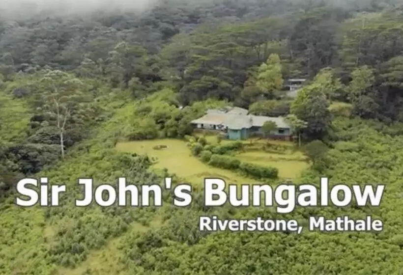 ホテル Sir Johns Bungalow
