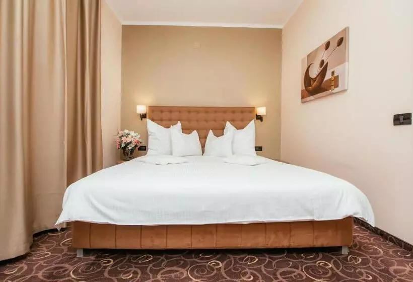 Majatalo C Guest House