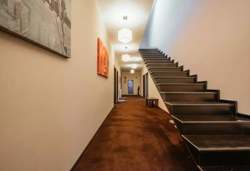 Majatalo C Guest House