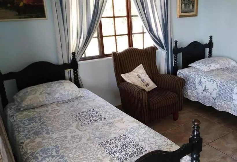 Majatalo Xanadu Guest House