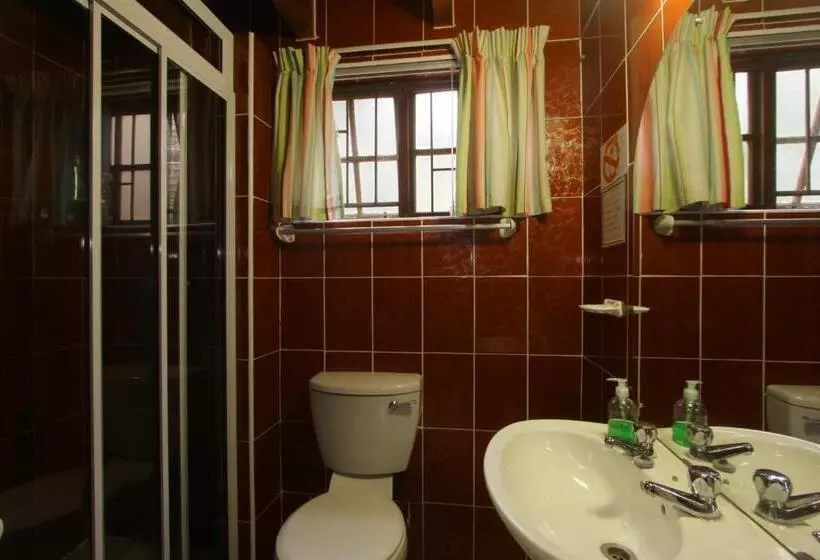 Majatalo Xanadu Guest House