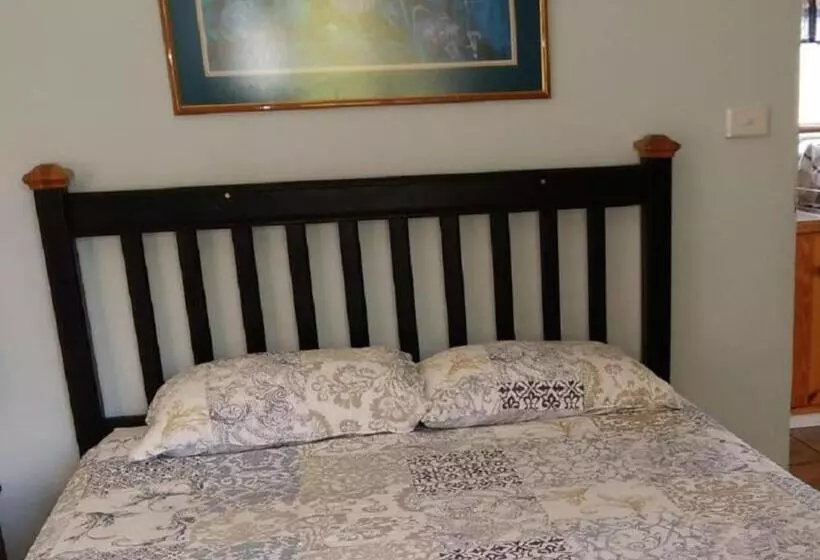 Majatalo Xanadu Guest House